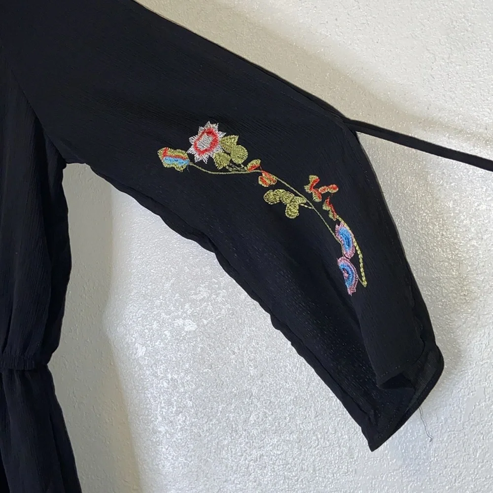 Gibson Latimer Black Embroidered Cold Shoulder Wide Leg Cropped Lined Jumpsuit - Picture 5 of 14